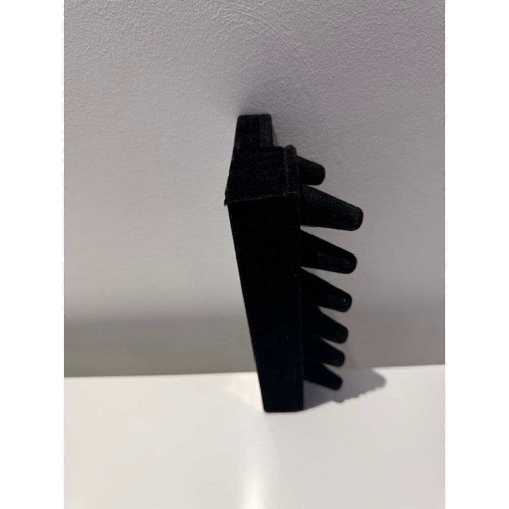 Ring holder - Picture 4 of 5